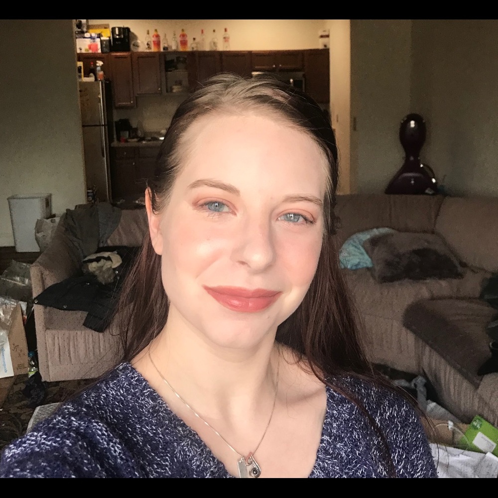 Meet your Posher, Jessica